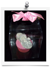 Christening cupcakes (1)